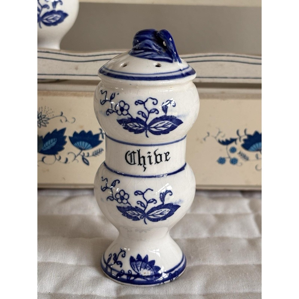 1950s Arnart Blue Onion Porcelain Spice Jars with Wooden Wall Rack & Drawers - Picture 9 of 16
